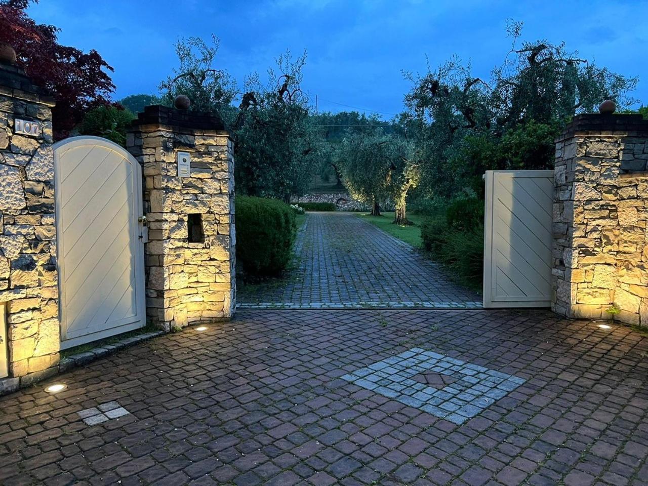 Villa Oleander 马内尔巴 外观 照片